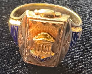 10K Gold Walnut Hill 1953 Class Ring