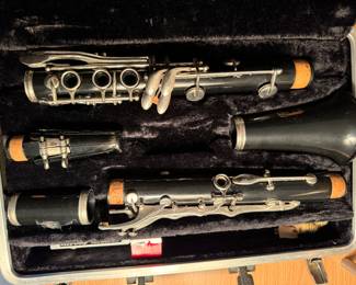 Bundy Resonite Selmer Clarinet