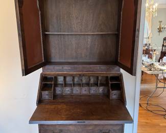 Heckman Wellington Hall 2 Door / 4 Drawer Secretary Mirrored Hutch (17-1/2"D x 37"W x 84"H)