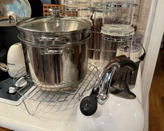 Collection of Kitchen Pots, Pasta Holders & Teapots 