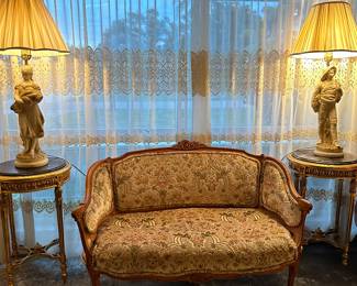 Settee and Vintage Lamps 