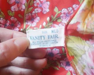 Tag detail of vintage orange floral collared Vanity Fair nightgown, Size Med