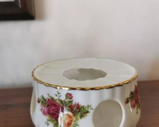 Warming stand detail of Royal Albert Old Country Roses Teapot with warming stand