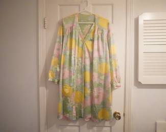 Vintage Vanity Fair green floral short nightgown with matching robe