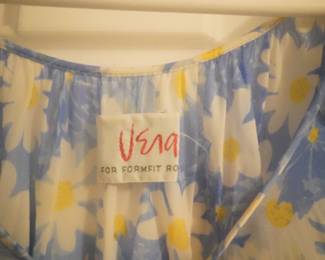 Tag detail of blue vintage Vera nightgown with white daisies and ruffled collar, matches previous robe