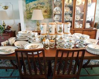 Another view of the multiple pieces of Portmeiron's Birds of Britain dinnerware including dinner plates, soup bowls, cannister sets, large platter, bakers, quiche pans, pie pans, tankard cup and saucer sets in two different sizes, and more!