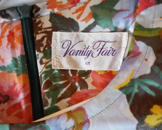 Tag detail of amazing vintage floral Vanity Fair pajama top and pants set, Size 12
