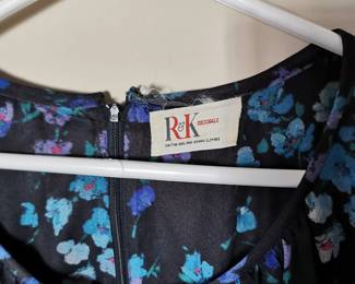 Tag detail of vintage R&K Esssentials blue floral dress