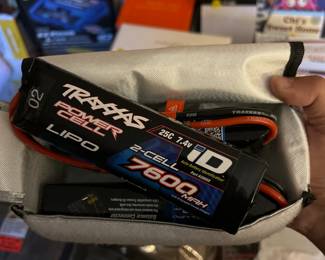 Traxxas 2869X 2S 7.4V 7600mAh 25C LiPo Battery w/ iD Connector [ 3 Pack Combo ]