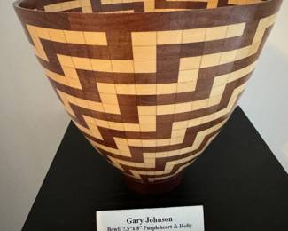 Segmented stacked ring construction wood bowls