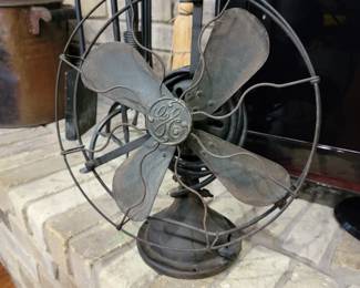 VINTAGE GE Metal Oscillating Fan 