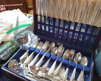 Flatware sets