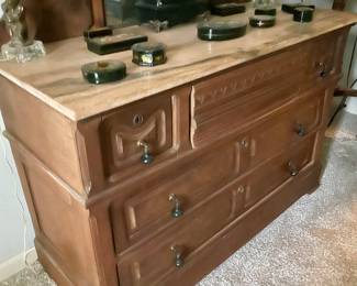Victorian Chest of Drawers