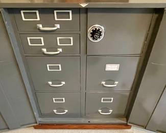 VINTAGE COLE STEEL METAL CABINET W/SAFE