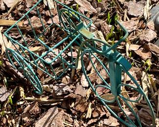 TRICYCLE GARDEN ART