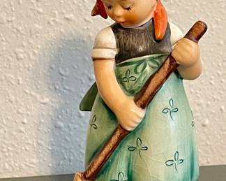 VINTAGE HUMMEL GIRL WITH BROOM