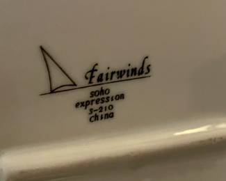 Vintage “Fairwinds - Soho Expressions” 46-pcs China