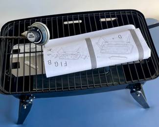 TABLE-TOP PORTABLE GRILL - *NEW