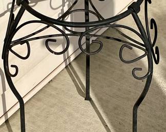 WROUGHT IRON PLANT STAND