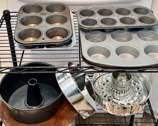 METAL KITCHEN WARE