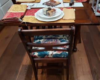 ANTIQUE DROP LEAF DINING TABLE AND 4 CHAIRS