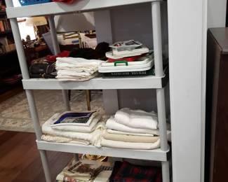 LINENS, TABLE CLOTHS & NAPKINS