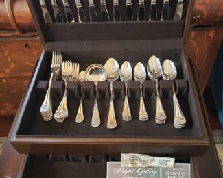 SILVERPLATE SET 