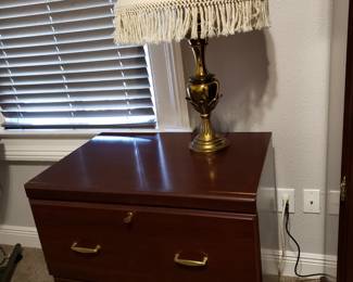 LATERAL 2 DRAWER FILING CABINET