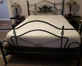 QUEEN BED WITH METAL FRAME