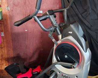 Bowflex M5 Max Elliptical