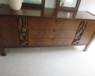 Master suite bedroom set