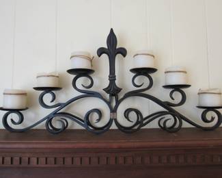 lots of nice home decor