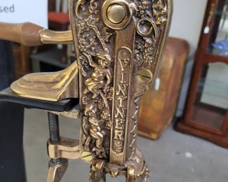 Vintner Wine Bottle Opener 