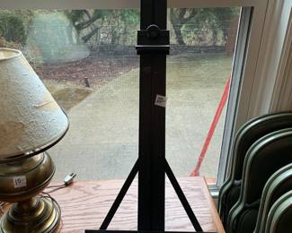 #104	Metal Table Top Easel	 $20.00 
