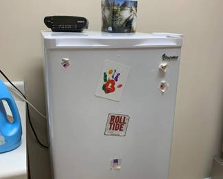 #43	White Magic Chef Dorm Refrigerator	 $75.00 
