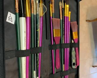 #113	Set of Paint Brushes (mostly Royal & Langnickel)	 $20.00 
