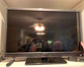 #172	Sony 41" TV (no remote)	 $100.00 
