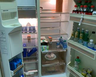 #120	Kenmore Side by Side Refrigerator 33" Wide	 $100.00 
