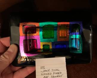 #135	Vtg. Jane Tivoli Signed Fused Art Trinket Tray   2007 4.5 x 7	 $25.00 
