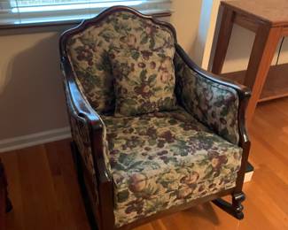 #79	Wood Flower Rocker	 $75.00 
