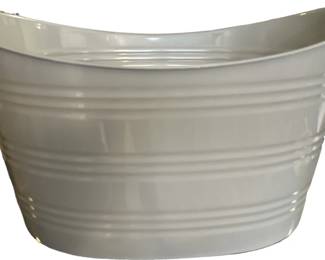 HemiCasa Plastic Tub