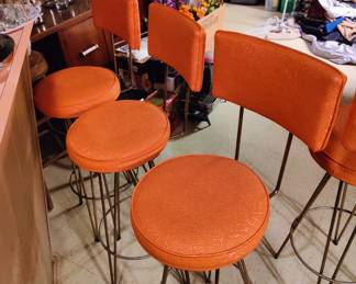 Set of 4 ... Swivel Bar Stools ... In great shape ! ! 