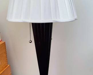 Gotta love the double pull-chain ! 