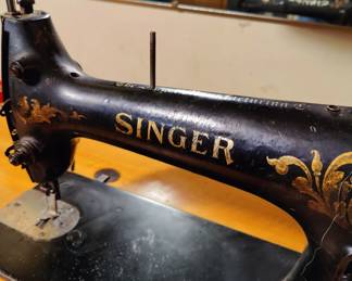 Industrial grade Singer ... Motorized, knee actuated 