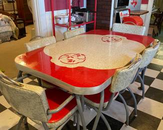 Vintage Red and Gray 1950s Dinette Table with original 6 Chairs.  Super Cool 😎 