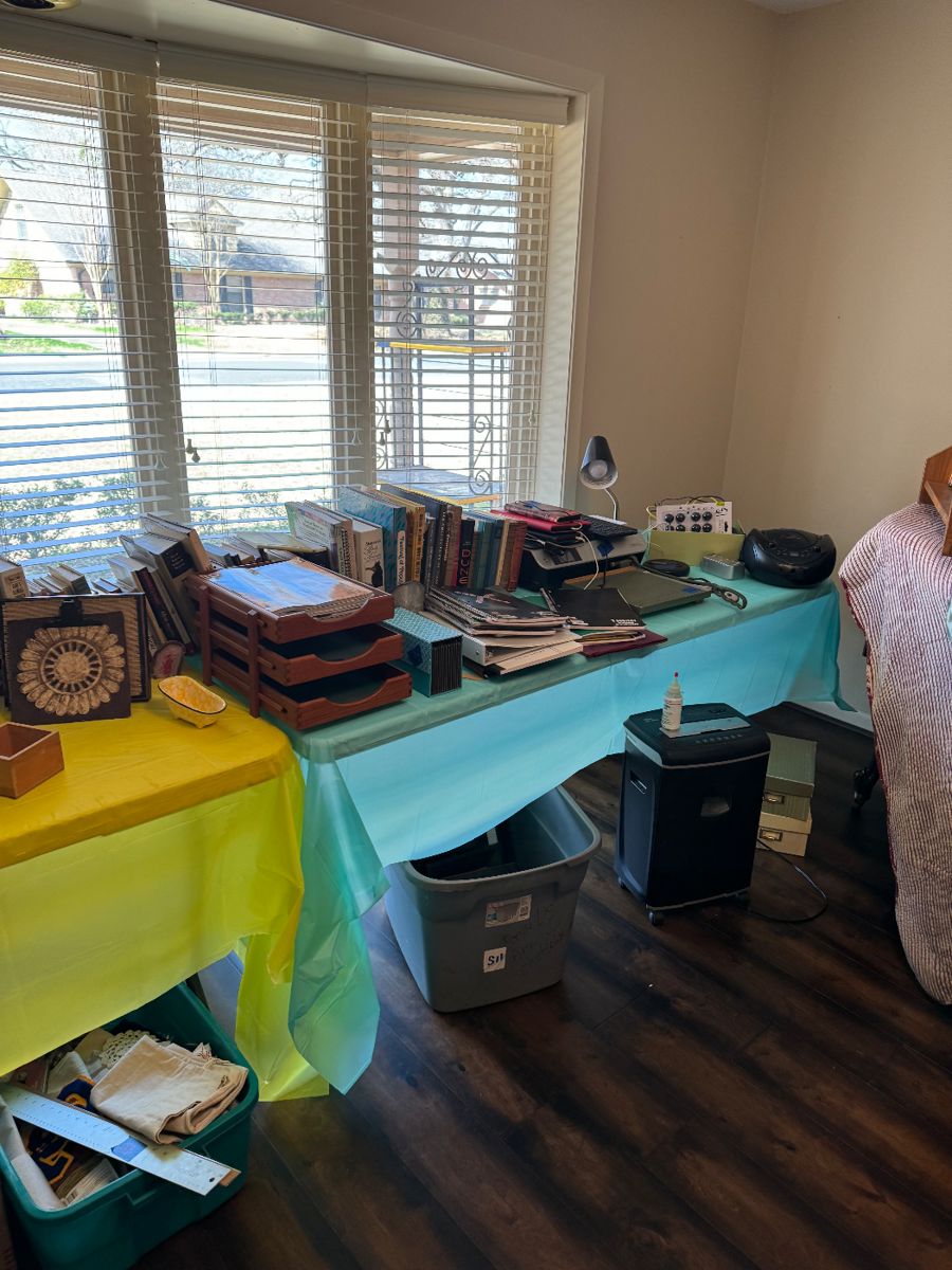 Living Estate Sale in Corsicana, TX starts on 2/29/2024