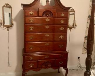 American Heritage chest of drawers