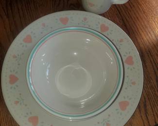 Corelle dish set