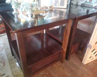 Pair of End tables