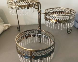 Three cake stand